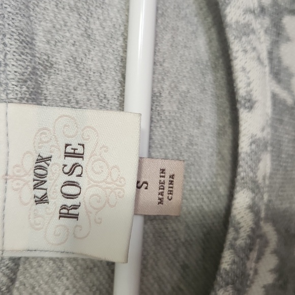 Gray and Cream Floral Sweatshirt - Picture 2 of 2